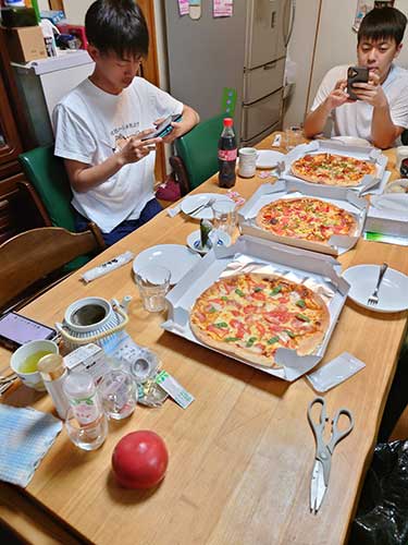 25051101pizza